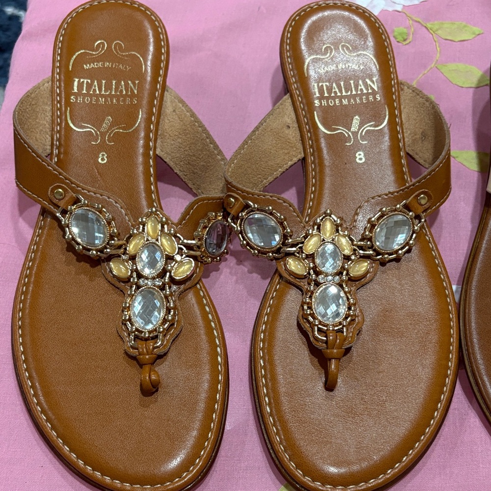 Italian Shoemakers Women shoes sandals Tan Stones Flip Flop Size 8